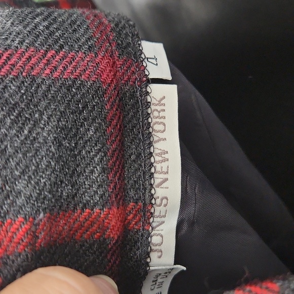 Jones NY Wool Skirt - Picture 7 of 8